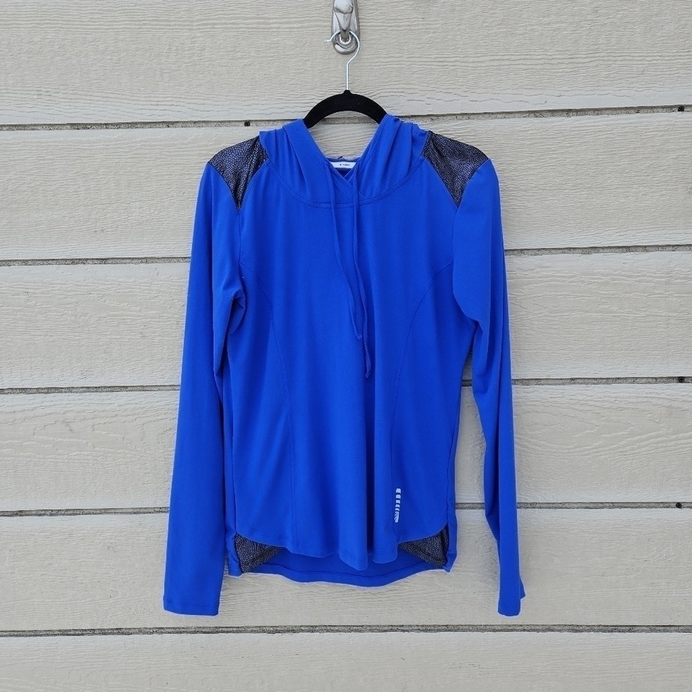 Marika blue long sleeve athletic hoodie with back cutouts and scale detail large